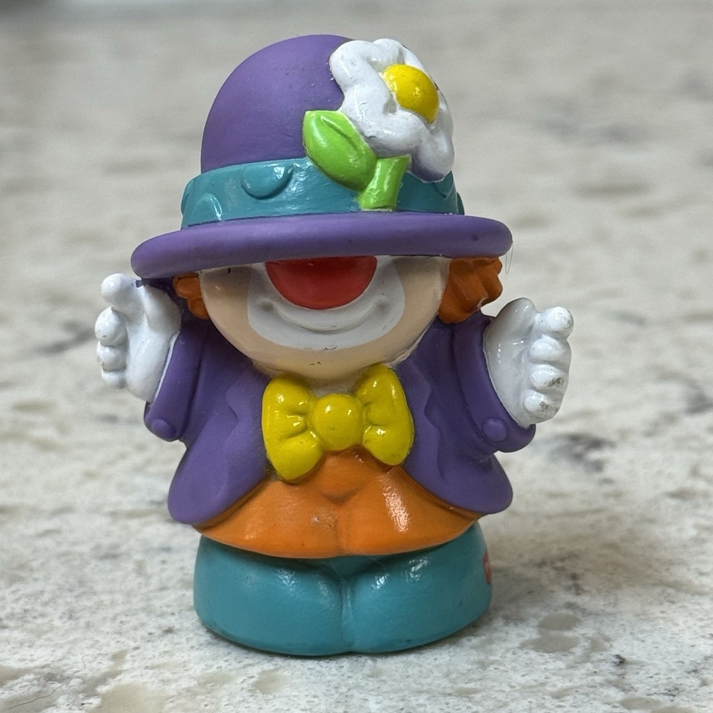 Fisher Price Little People Smiley Clown Circus Train Bow Tie Colorful 1998 VTG